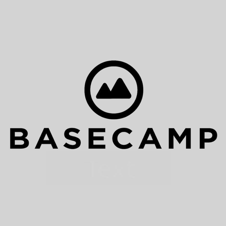 Вилла The Base Camp Спокан Экстерьер фото